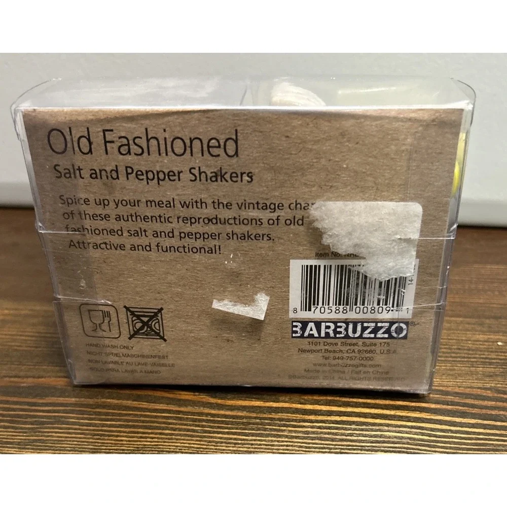 Pure Iodized Salt and Ground Black Pepper Salt‎ and Pepper Shakers